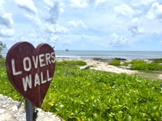 East End Lovers Wall