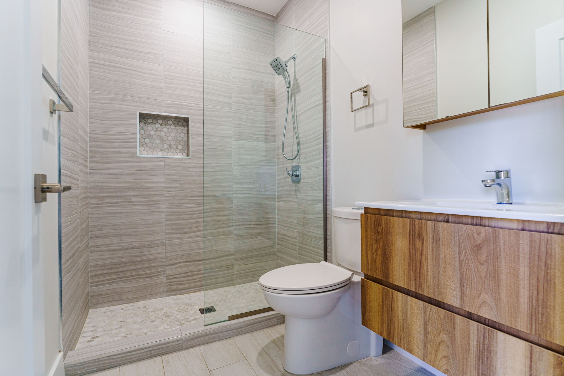 61 West Apartments - Image 4