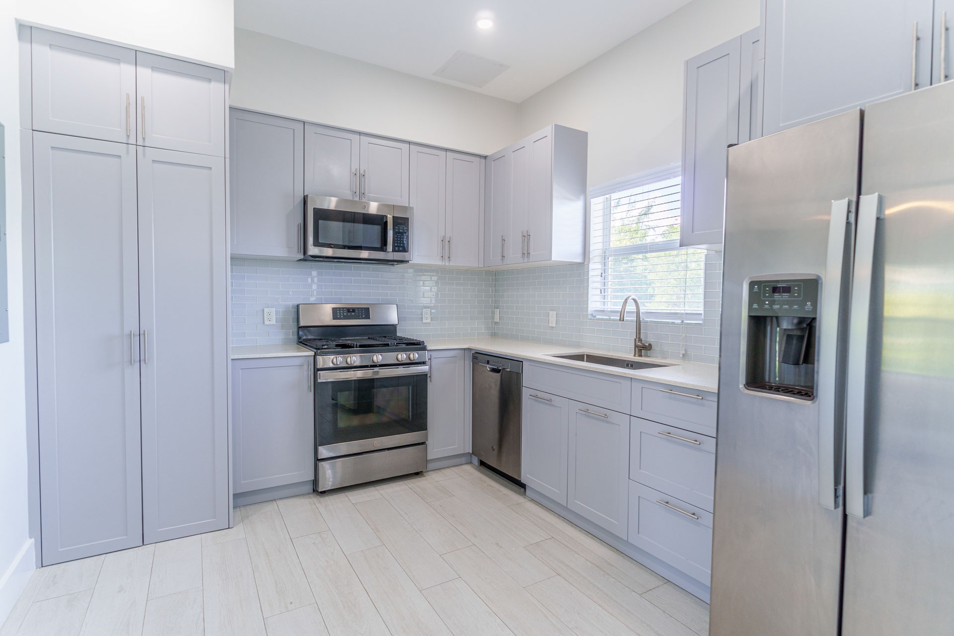 61 West Apartments - Image 3