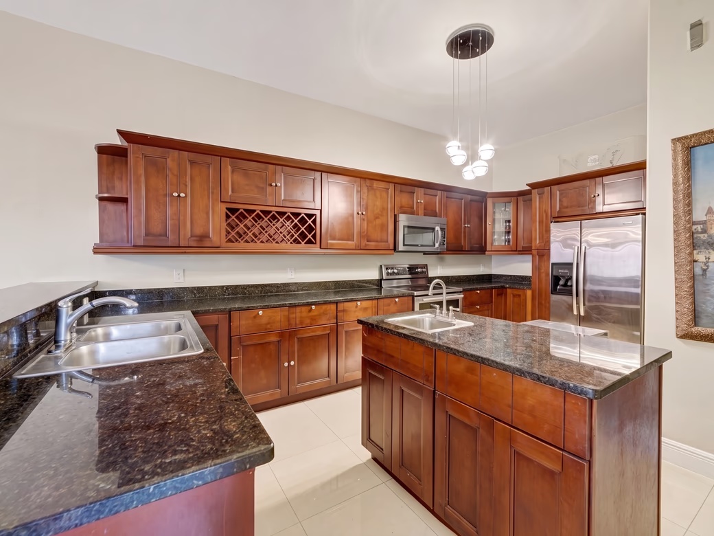 Lantern Point 3 Bedroom Condo W/Ocean View Rooftop Terrace