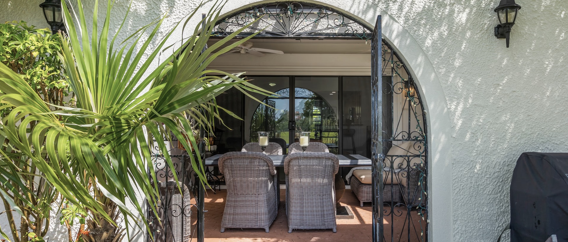 Lime Tree Bay Unique 4 Bed, 3.5 Bath With Water View