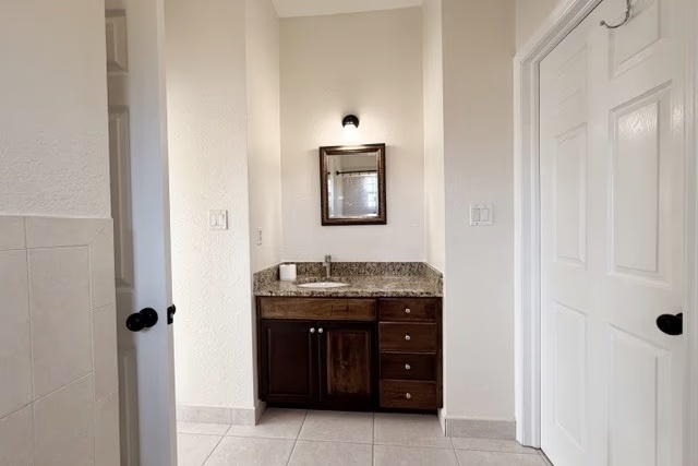 3 Bed Rental On Red Robin Dr