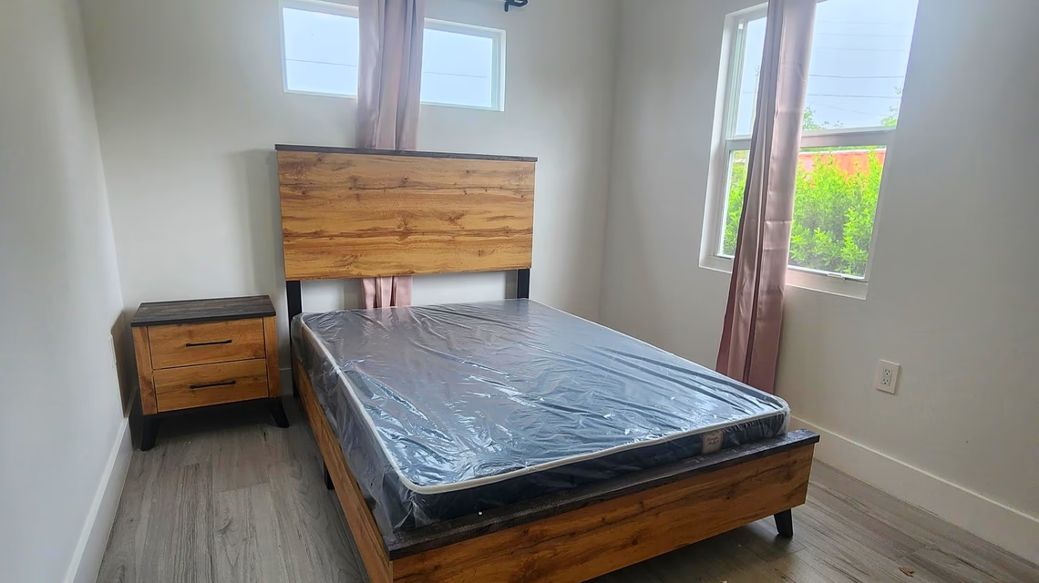 88 West 2 Bed/2 Bath