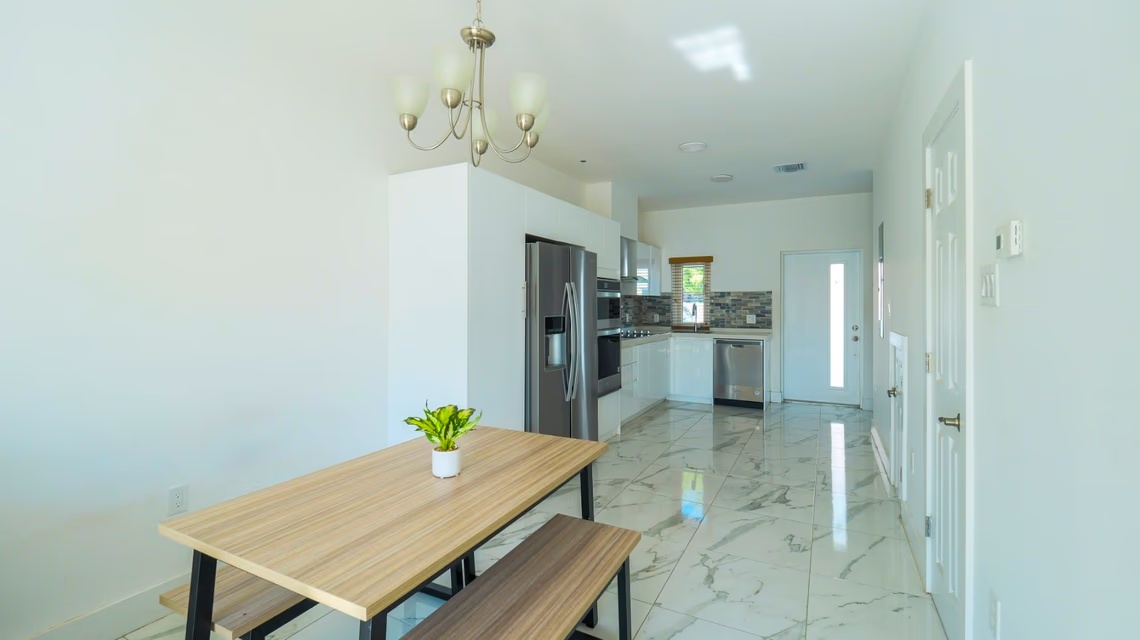 City Walk 3 Bed 2 Bath