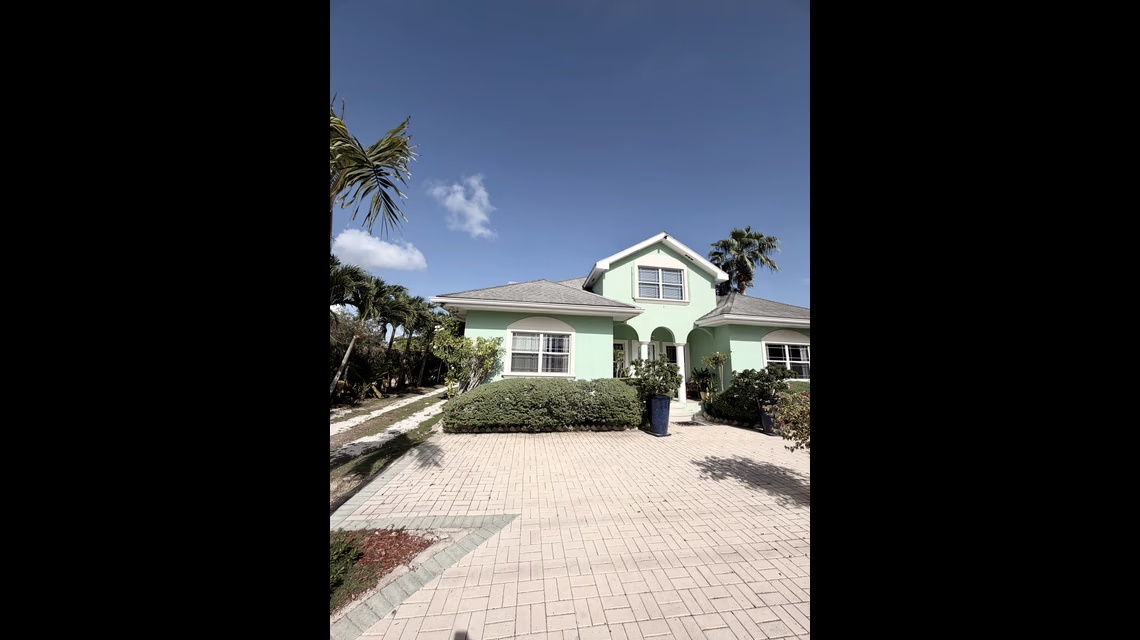 All Inclusive Rental, 2 Bed / 2 Bath - Savannah