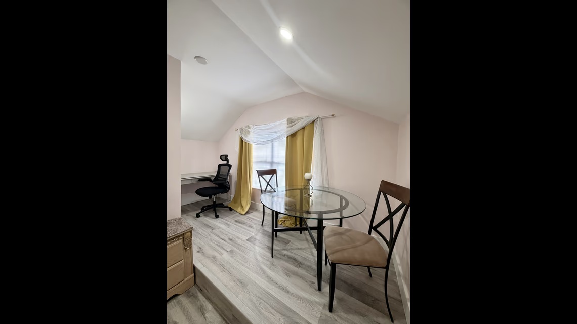 All Inclusive Rental, 2 Bed / 2 Bath - Savannah