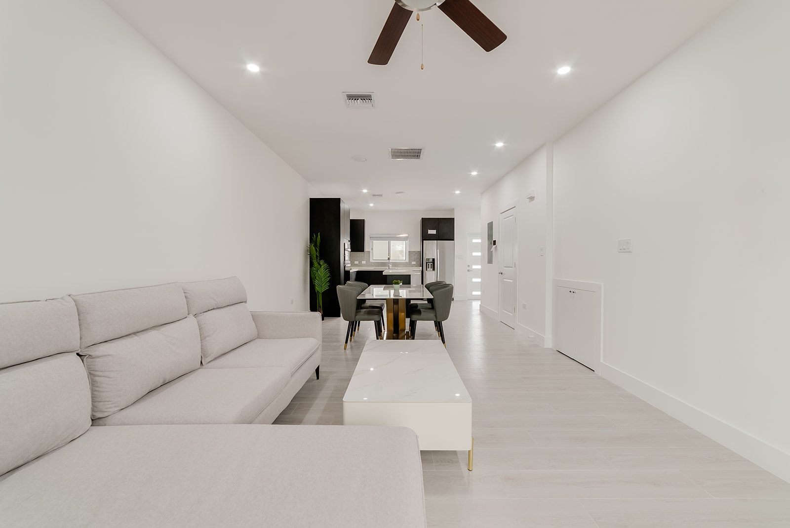 2 Bed 3 Bath Yarl