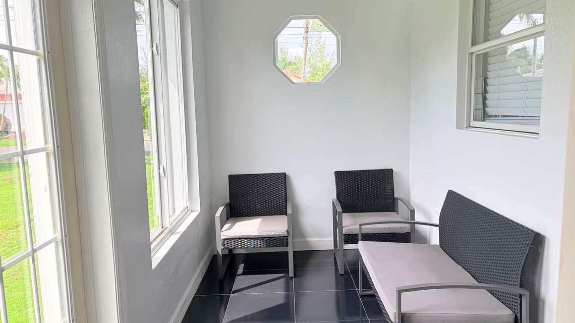 2 Bed 1.5 Bath - Prospect