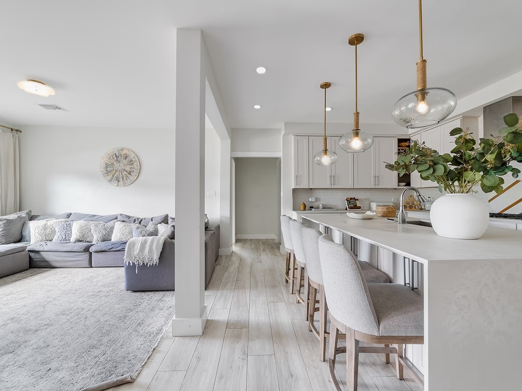Elevated, 6-bedroom Single Family Home On A Massive Parcel