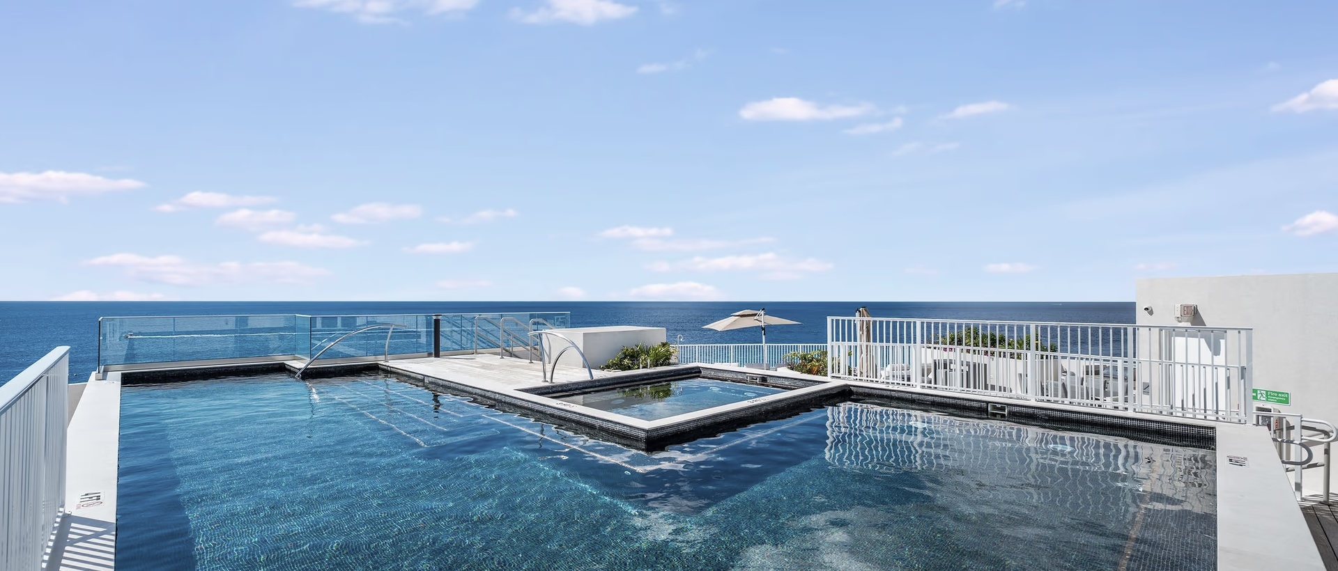 Point West 2 Bed/2bath Oceanfront Condo