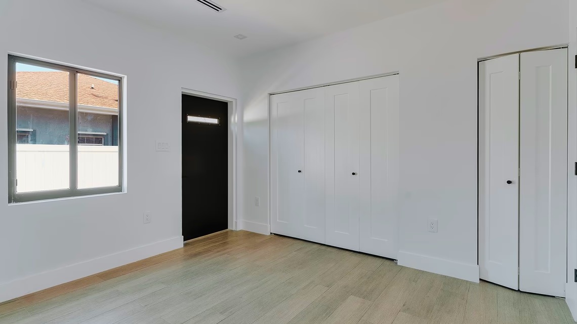 Kingsley Townhomes 2 Bed Plus Den Unit 2.