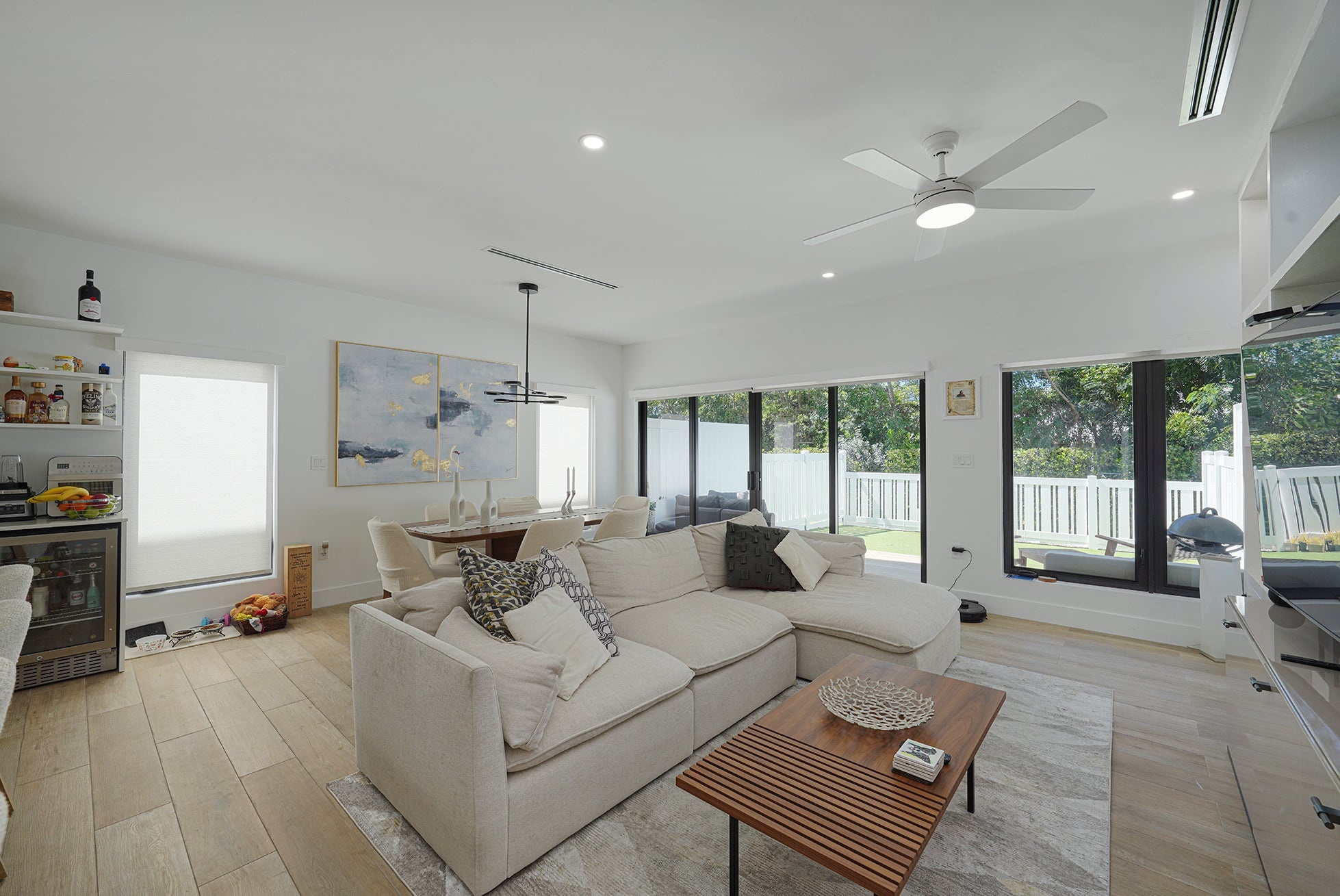 SALT AIR TOWNHOME END UNIT 4 BED #12, KY