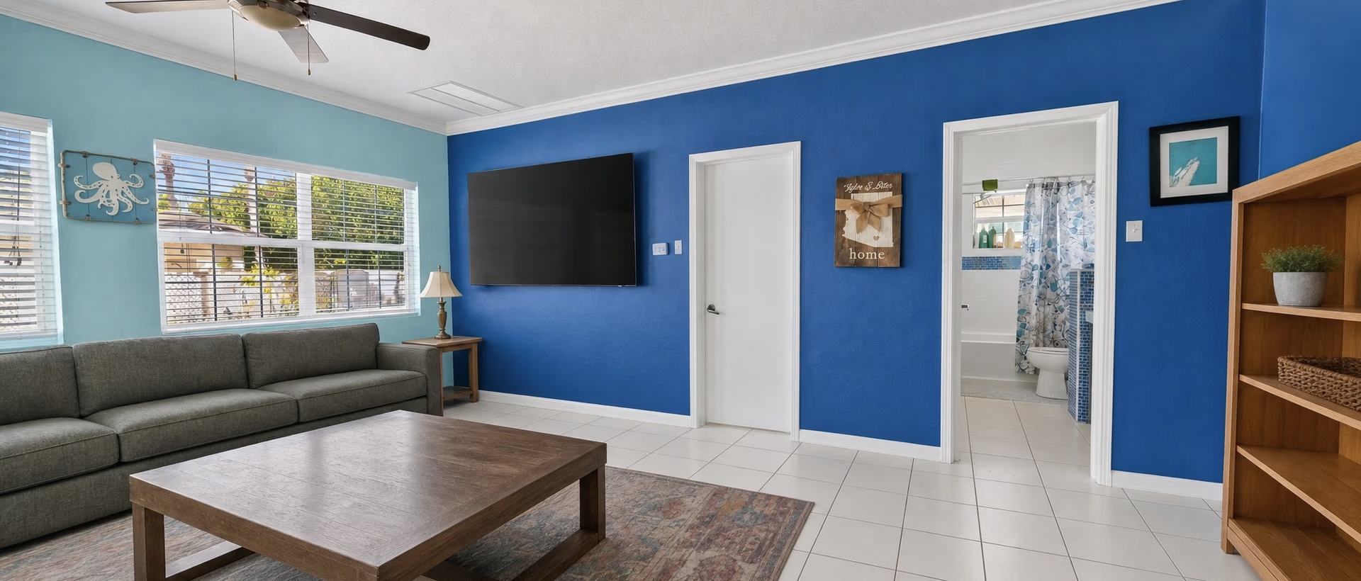 4 - Bedroom Family Home With Boat Dock, Large Yard & Nanny Flat In Savannah4 - Bedroom Family Home With Boat Dock, Large Yard & Nanny Flat In Savannah