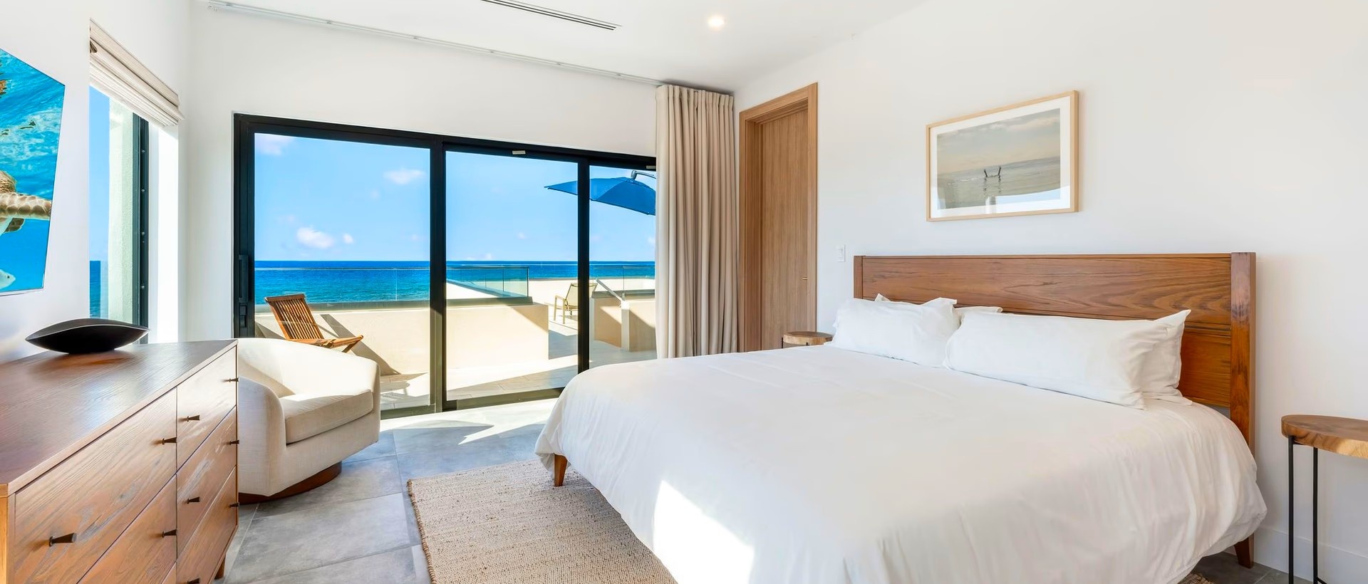 5 Bed Beach Front Estate - Halcyon Point