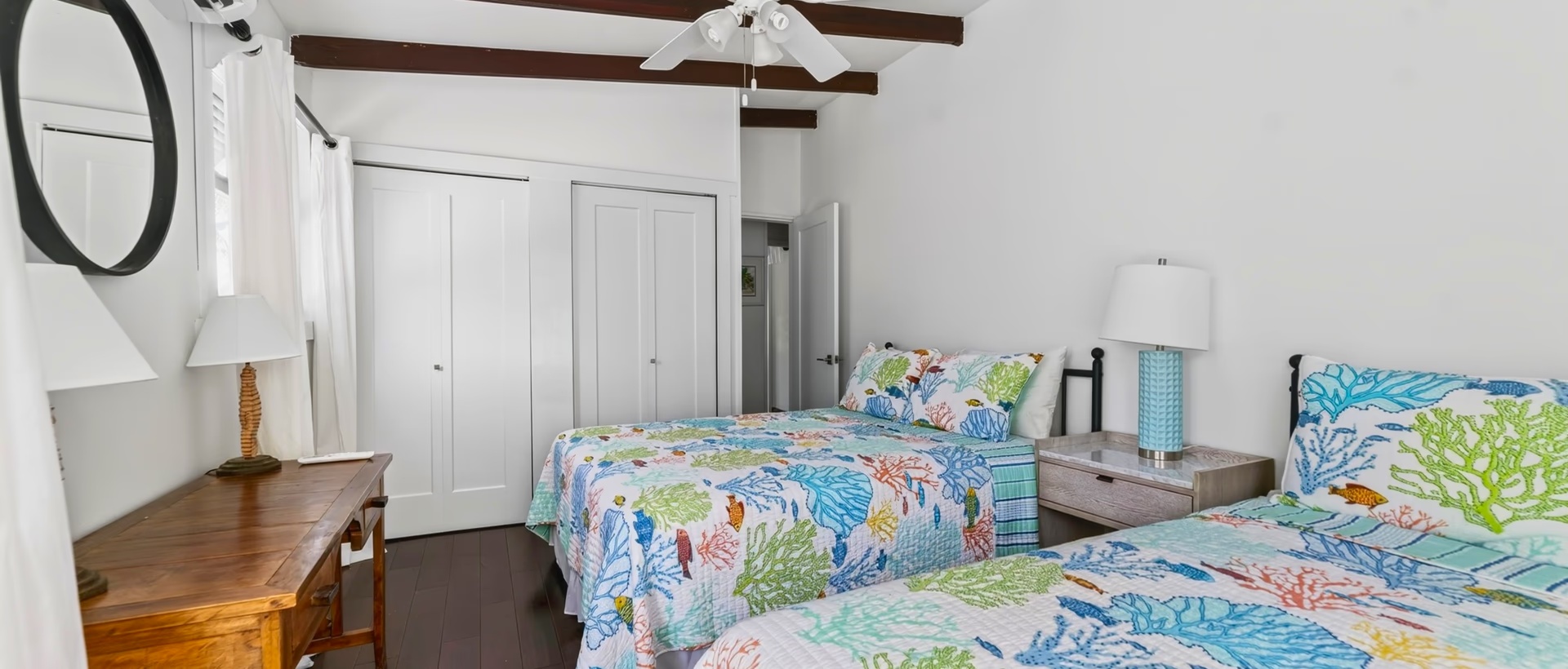 4 Bed Oceanfront Rental In West Bay