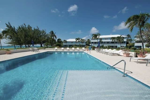 Silver Sands - Rare Opportunity To Long Term Let 1st Oct