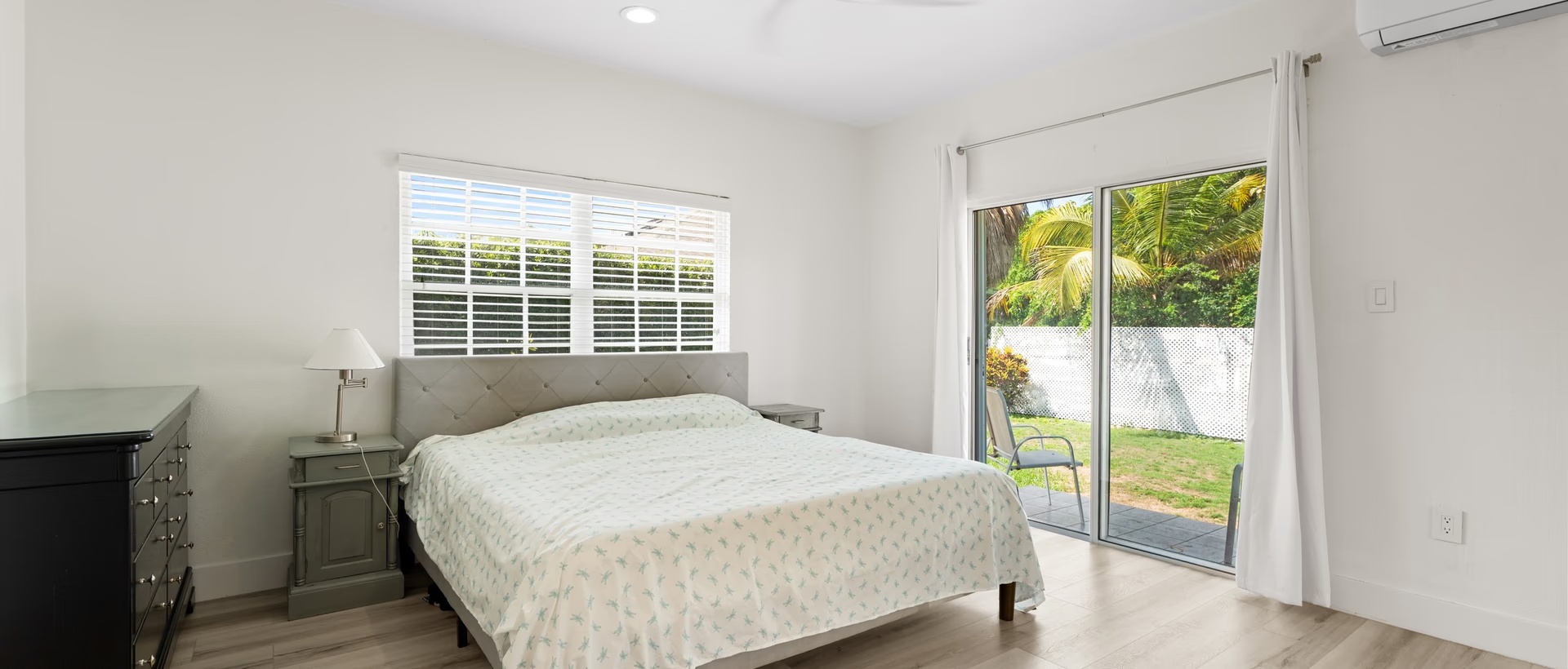 Beach Bay Duplex - X2 Homes. Both 2 Bed, 2 Bath With Double Garages