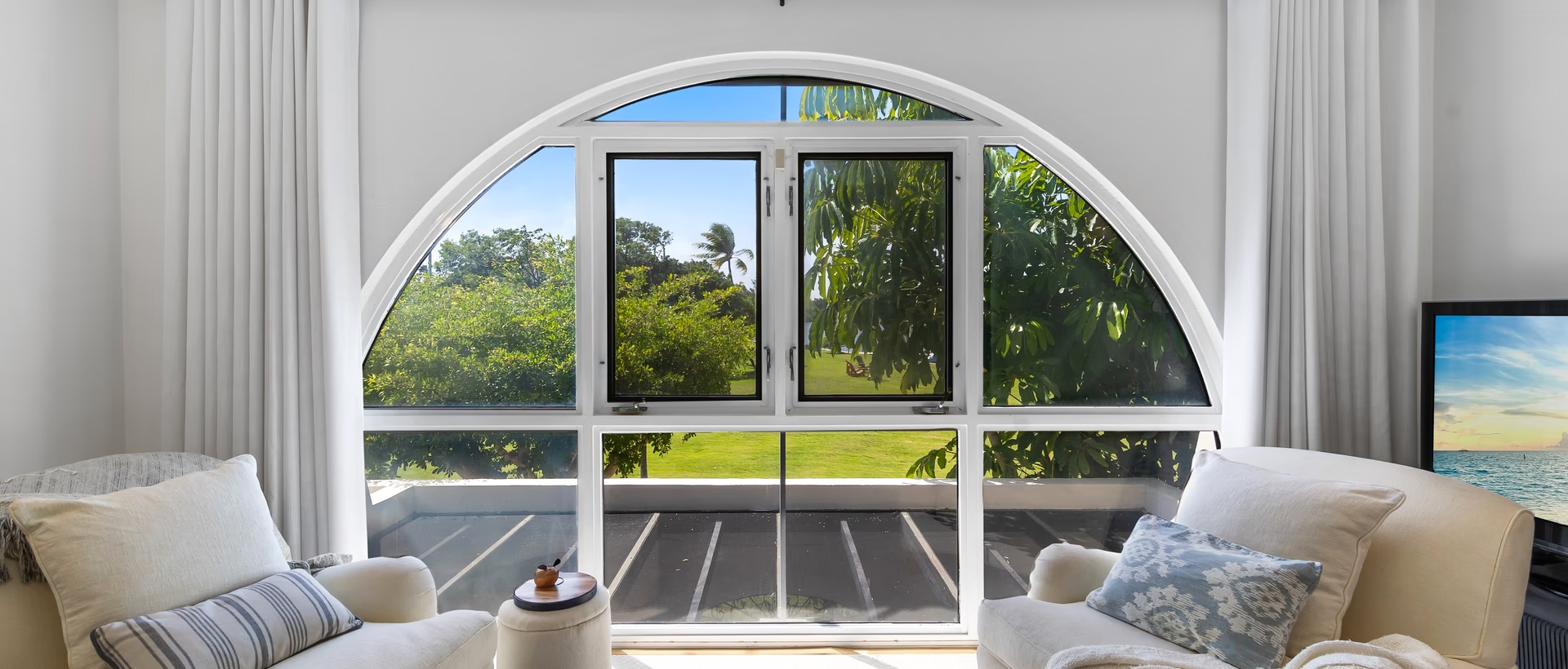 Lime Tree Bay Unique 4 Bed, 3.5 Bath With Water View