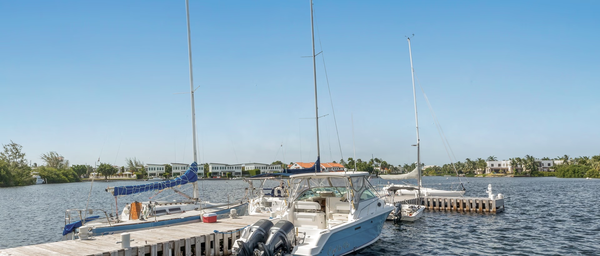 Lime Tree Bay Unique 4 Bed, 3.5 Bath With Water View
