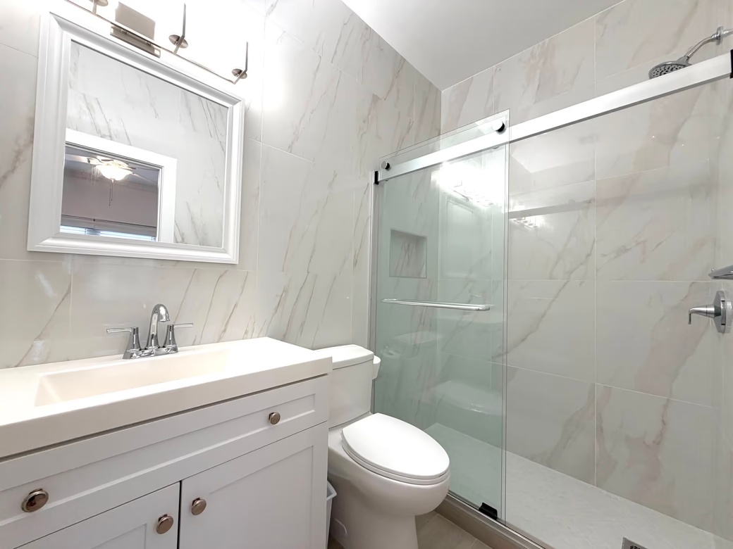 Fully Remodeled 2br Apartment In West Bay