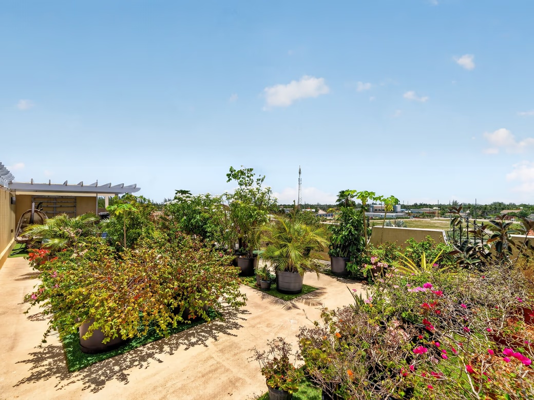 Lantern Point 3 Bedroom Condo W/Ocean View Rooftop Terrace