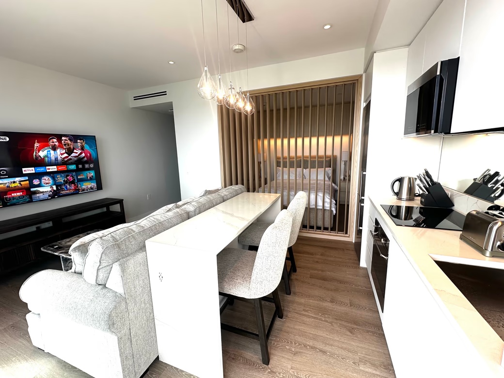 Onegt Residences #723 1 Bed | 1 Bath