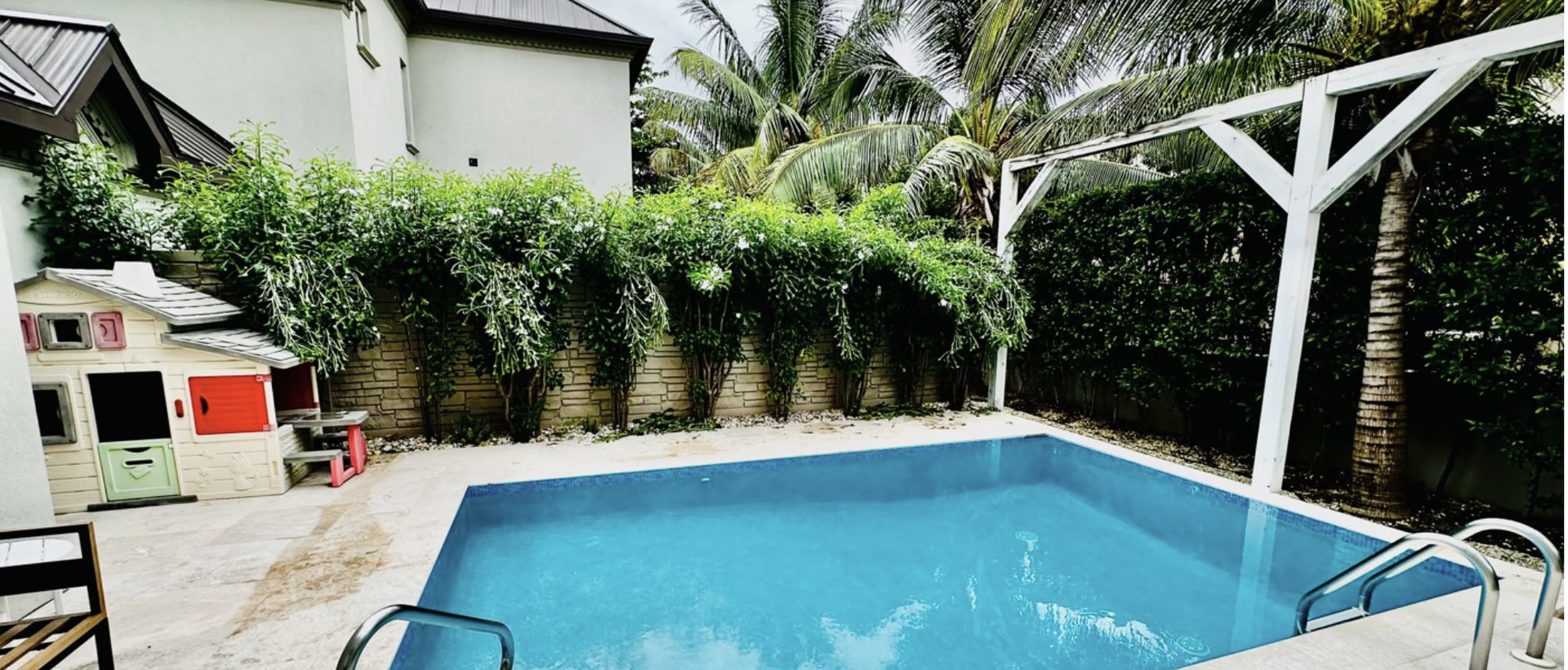 Camelot Drive - House With Private Pool & Garage – Smb Corridor