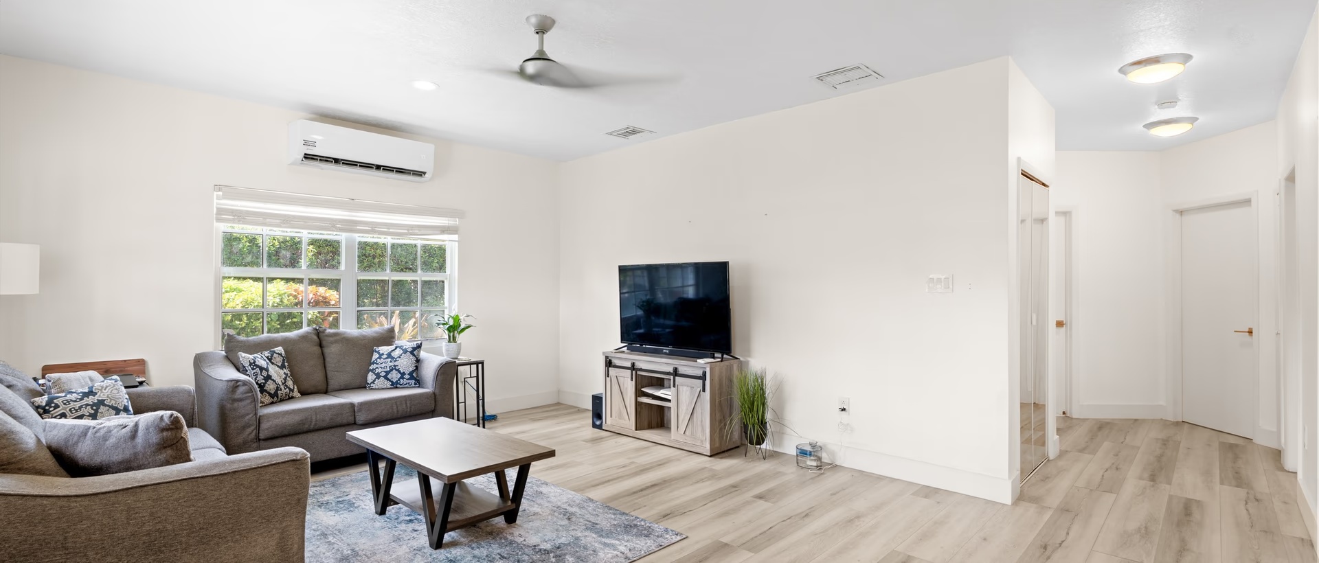 Beach Bay Duplex - X2 Homes. Both 2 Bed, 2 Bath With Double Garages