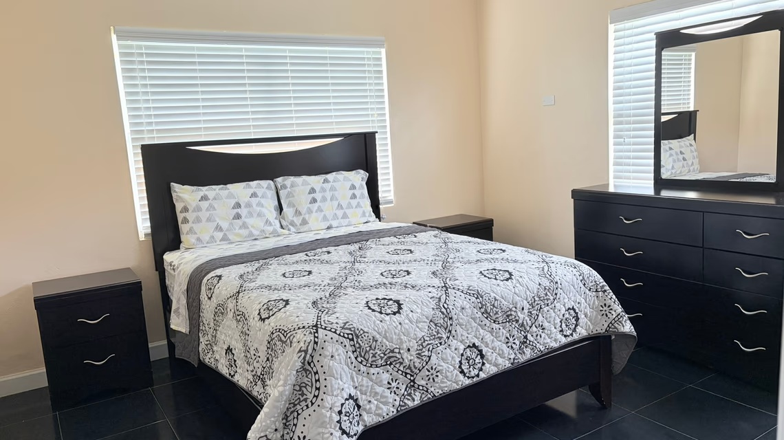 2 Bed 1.5 Bath - Prospect