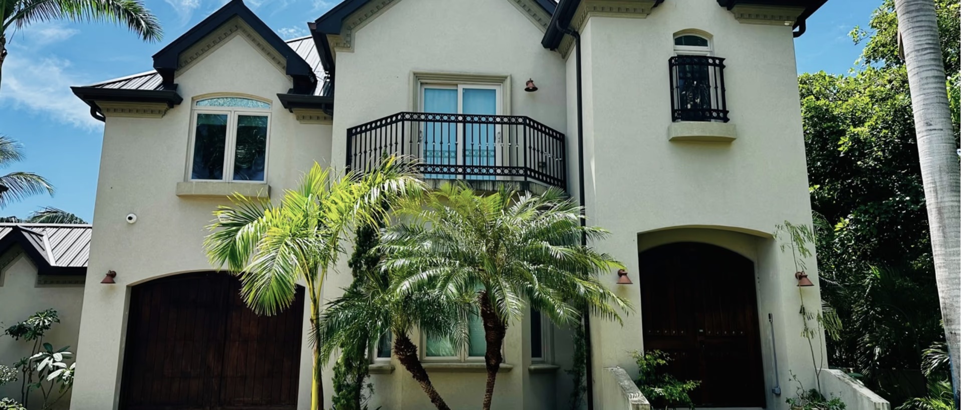Camelot Drive - House With Private Pool & Garage – Smb Corridor