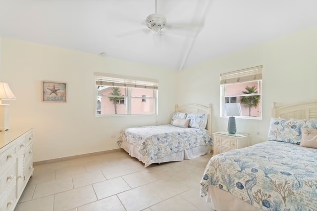 Silver Sands - Rare Opportunity To Long Term Let 1st Oct
