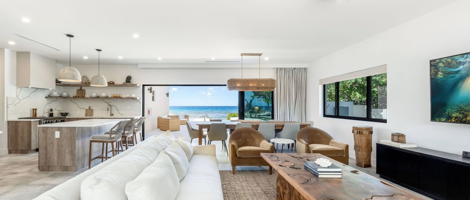 Halcyon Point - Experience Luxury Firsthand