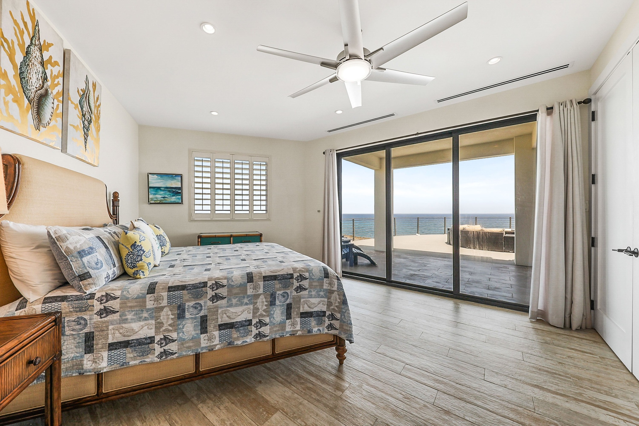 BELLA VISTA-LUXURY PANORAMIC OCEANFRONT 5 BEDROOM ESTATE, KY
