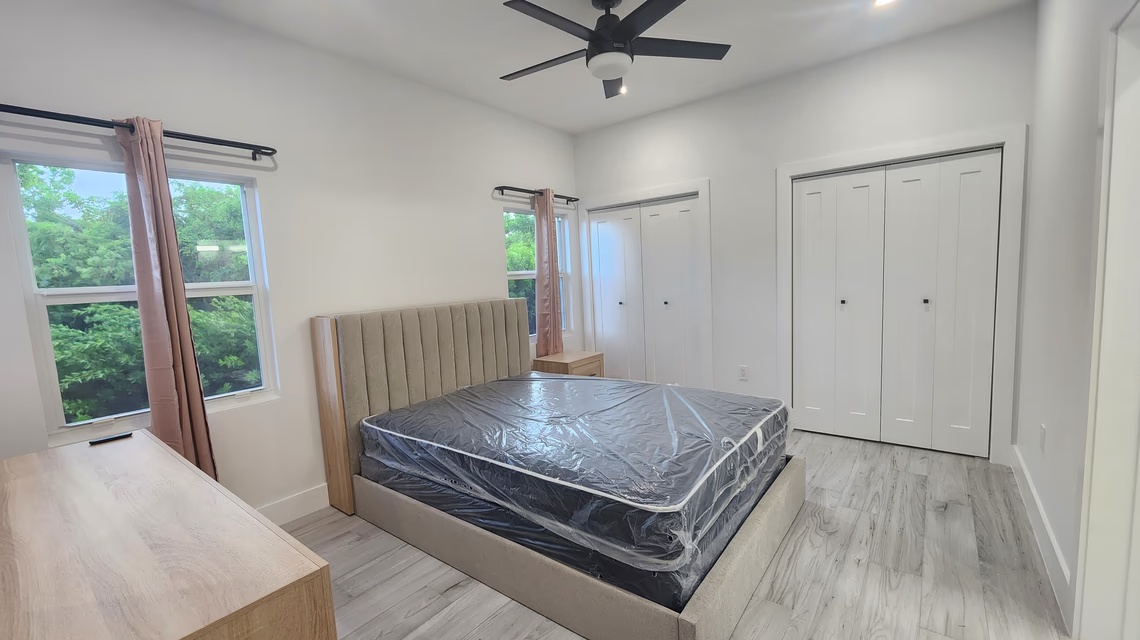 88 West 2 Bed/2 Bath