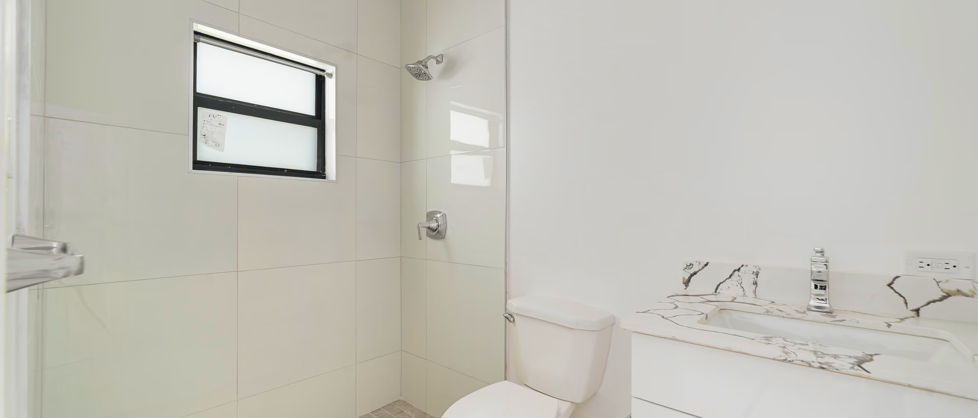 Hyre View - 3 Bed, 2 Bath Duplex