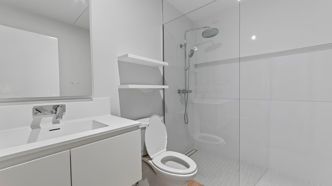 One Gt 1 Bed + Den - Unit 507