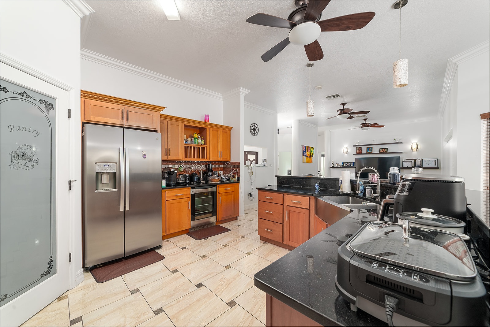 3 BED MIDWAY CLOSE FAMILY HOME