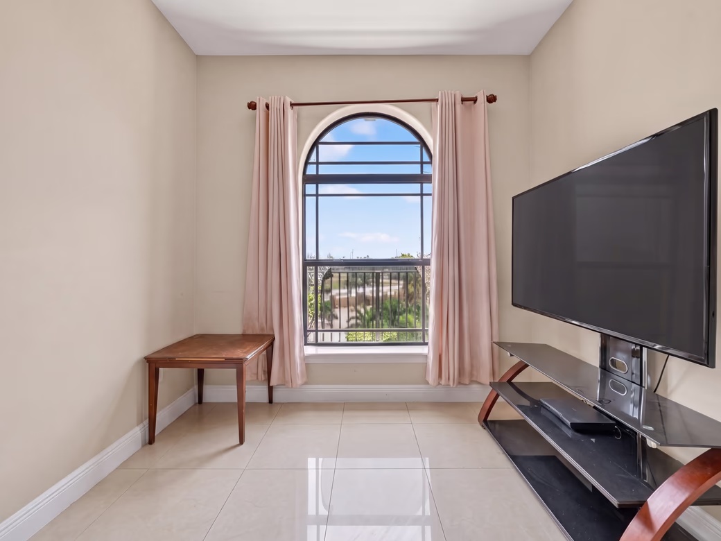 Lantern Point 3 Bedroom Condo W/Ocean View Rooftop Terrace