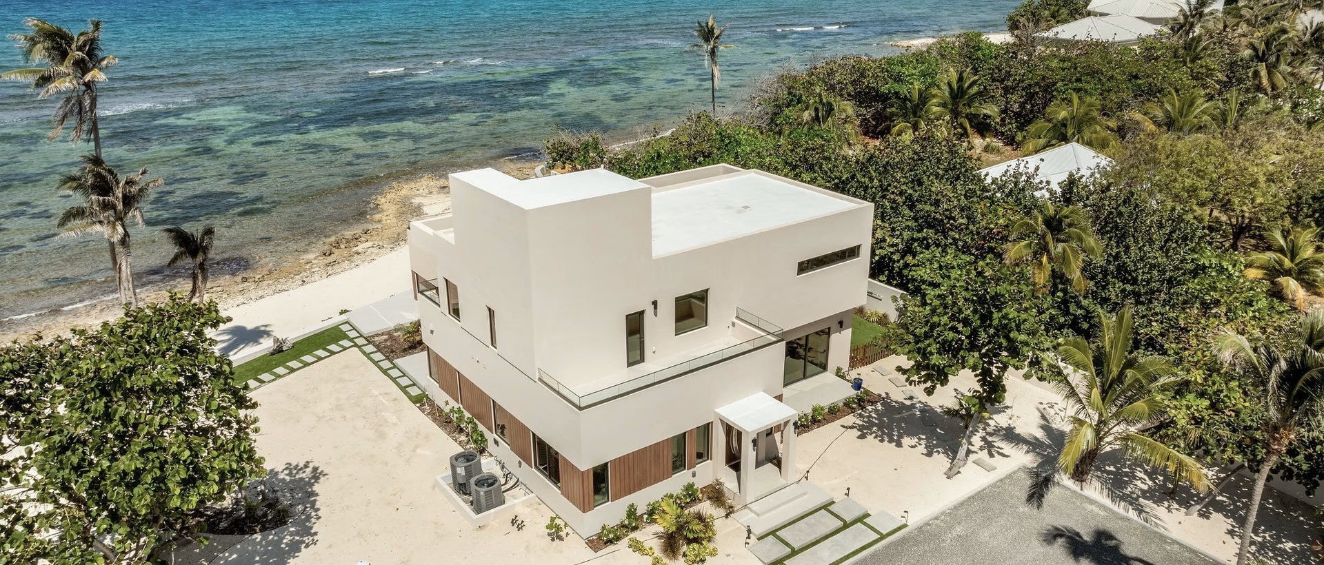 5 Bed Beach Front Estate - Halcyon Point
