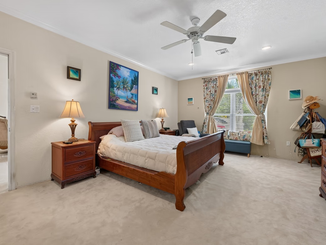 Savannah Newlands Family Home With Pool, Outside Bar & Income - Generating Guest Suite