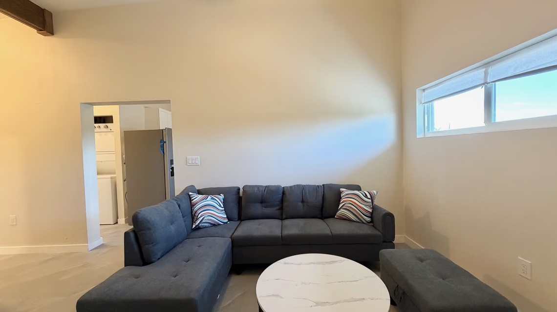2 Bed / 2 Bath Rental Conveniently Located In G.t