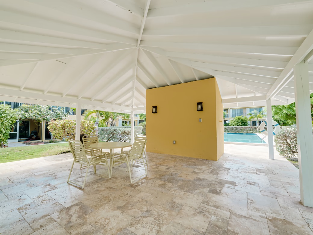 Ocean Club 2bed/2.5bath Condo