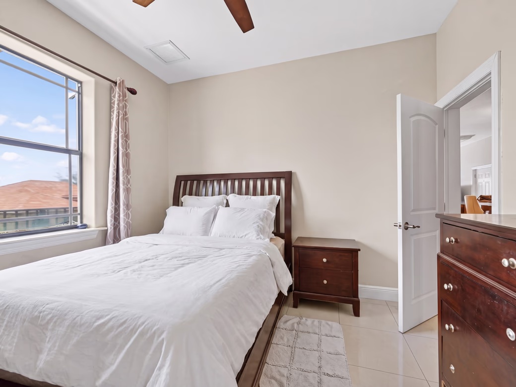 Lantern Point 3 Bedroom Condo W/Ocean View Rooftop Terrace