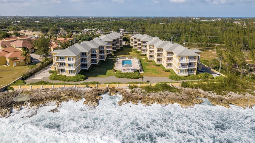 Pet - Friendly South Shore – Spacious 3 - Bedroom With Ocean & Pool Views | Unit 20