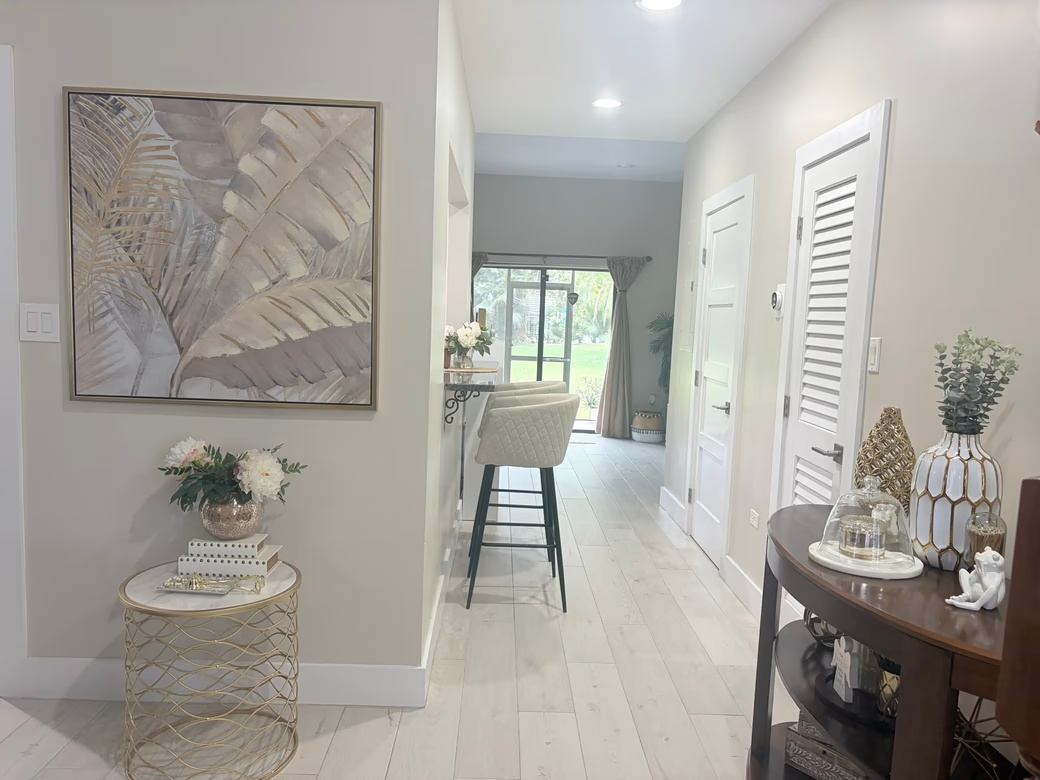 Hilton Estates - 2 Bed 2.5 Bath