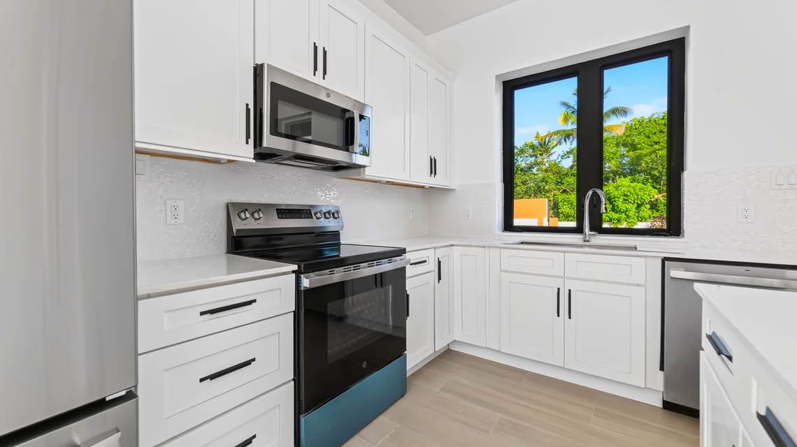 Sorelle - Brand New 1 Bed / 1.5 Bath Condo