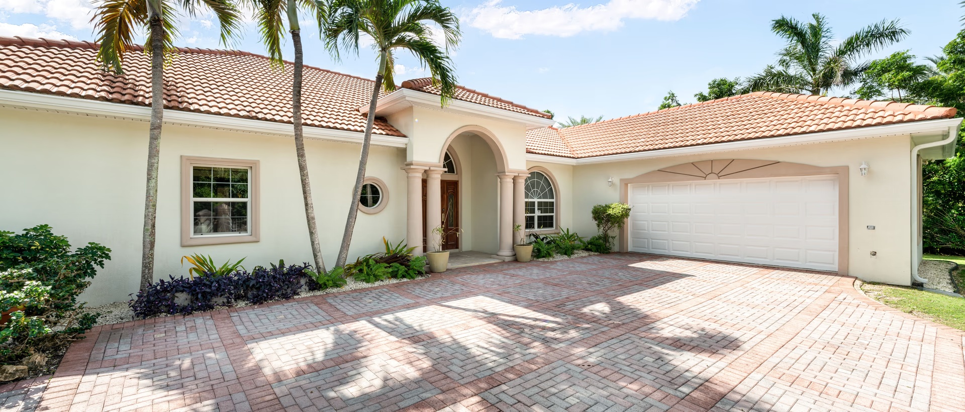 75 Midsummer Drive Single Family Home