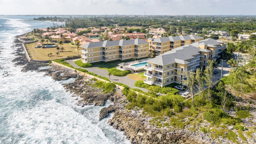 Pet - Friendly South Shore – Spacious 3 - Bedroom With Ocean & Pool Views | Unit 20