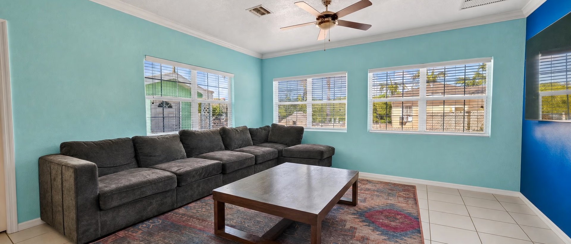 4 - Bedroom Family Home With Boat Dock, Large Yard & Nanny Flat In Savannah4 - Bedroom Family Home With Boat Dock, Large Yard & Nanny Flat In Savannah