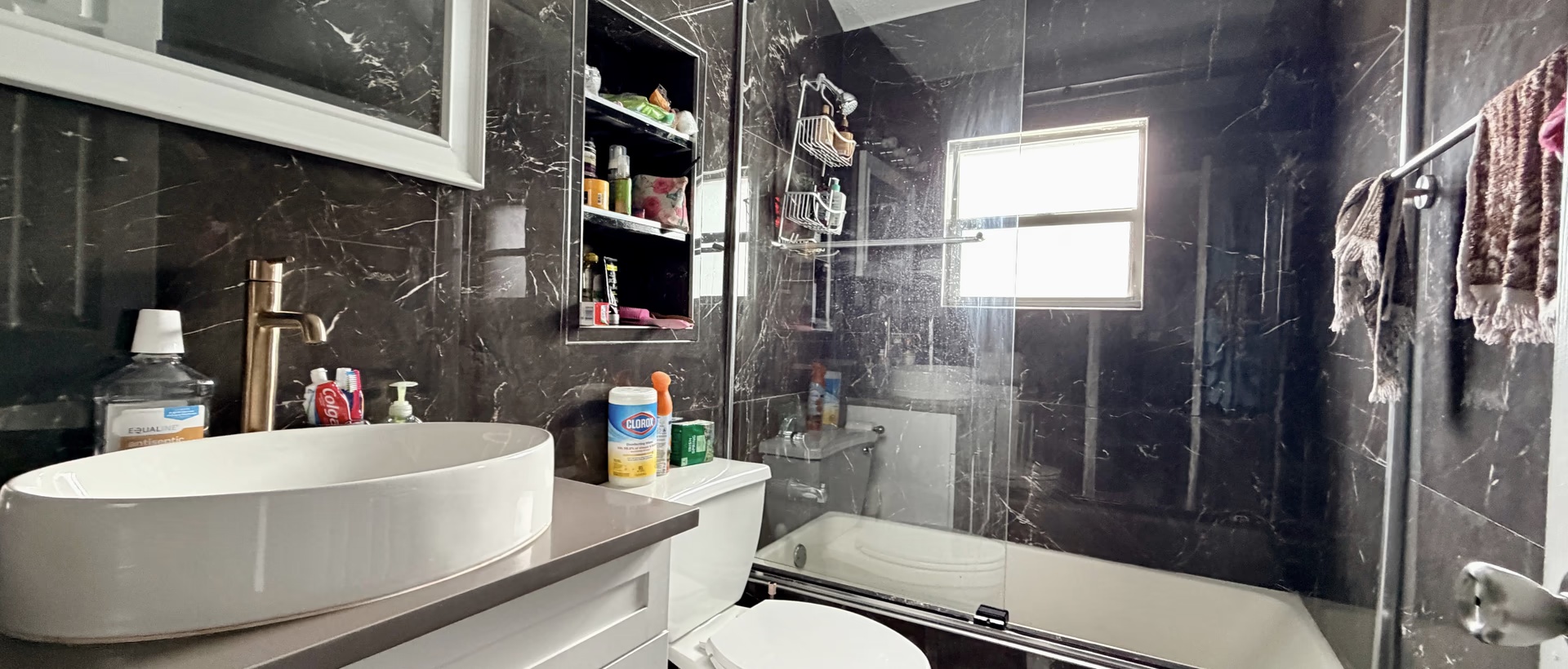 Tropical Haven - Remodeled 3 Bedroom Condo!